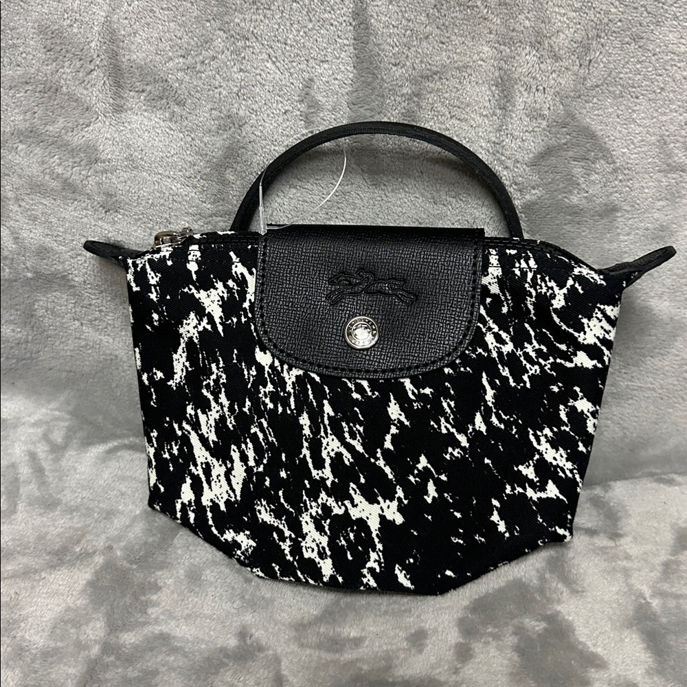 Longchamp Le Pliage Cosmetics Case - Picture 2 of 5
